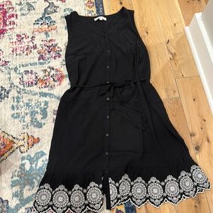 LOFT plus black sleeveless dress with eyelet lace trim